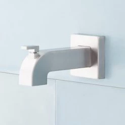 Brand new 😀 Signature Hardware Rigi Single Handle Single Function Bathtub & Shower Faucet in Brushed Nickel (Trim Only) ✔️