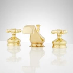 Brand new 😉 Signature Hardware Shannon Two Handle Widespread Bathroom Sink Faucet in Polished Brass 🔔