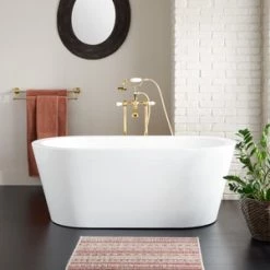 Brand new 👍 Signature Hardware Leith 61 x 31-3/8 in. Freestanding Acrylic Soaking Bathtub with Center Drain in White 🌟